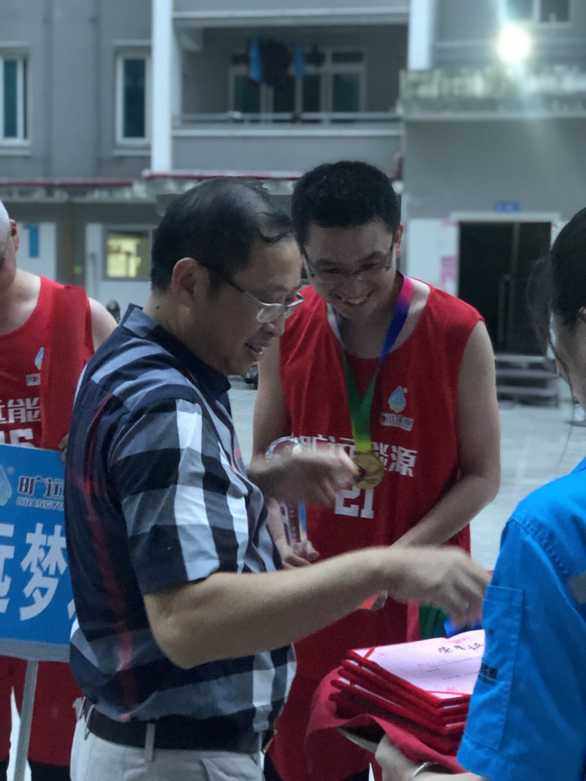 為冠軍辦結_副本.jpg 為冠軍辦結_副本.jpg